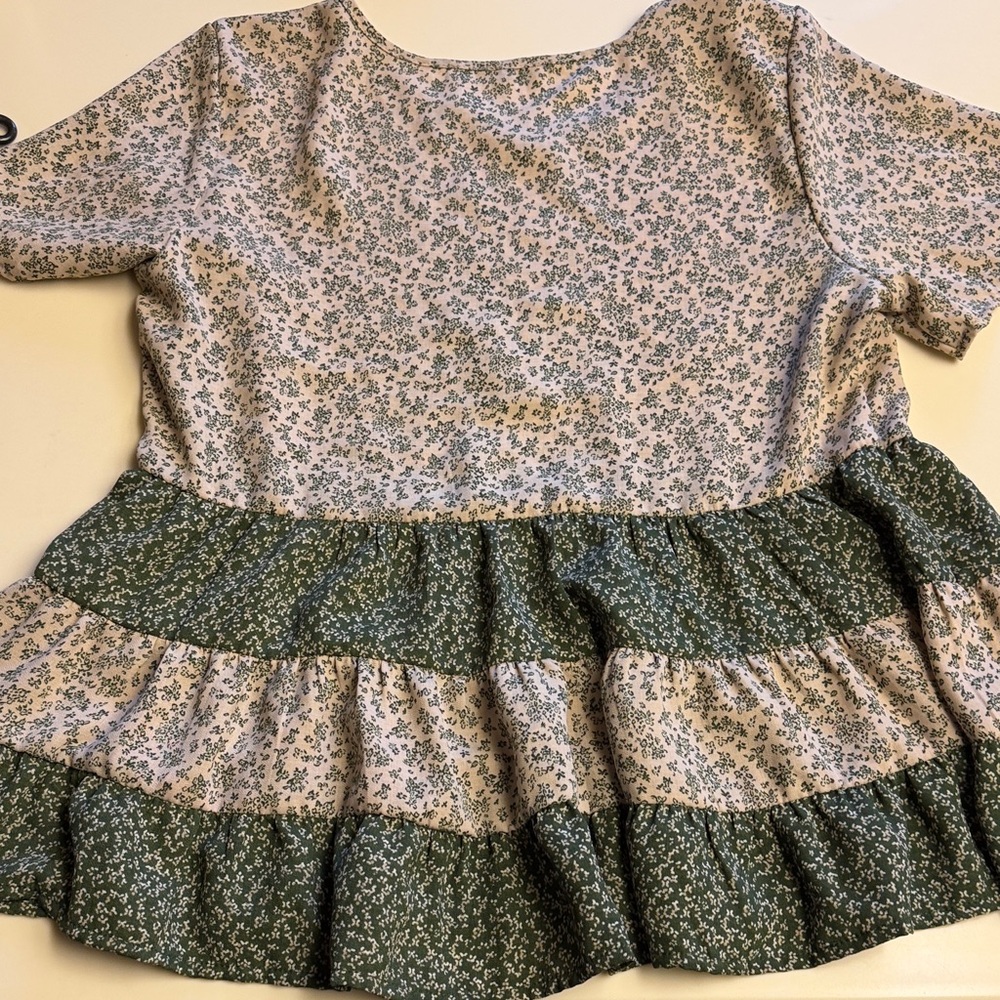 Paper Crane Ruffled Babydoll Top Small - Picture 4 of 4